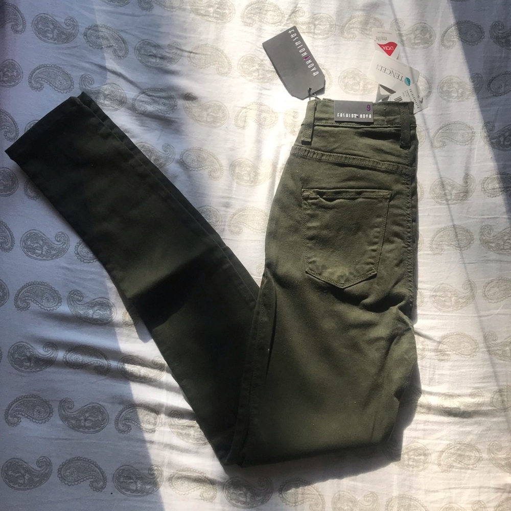NWT Fashion Nova High Waist Olive Skinny Jeans